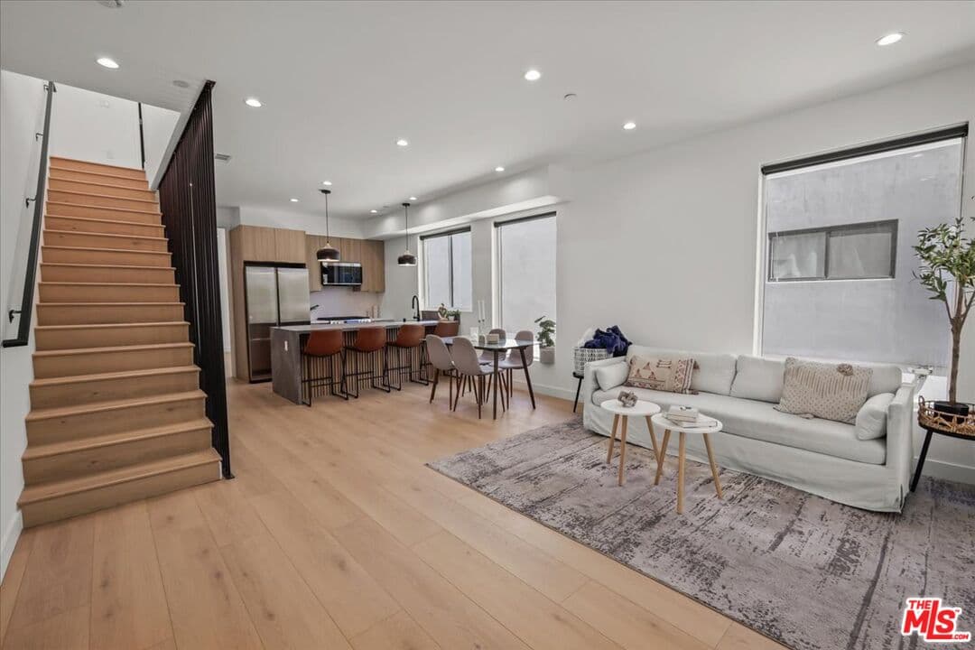 3 bd, 3 ba Townhouse in Los Angeles, CA — $5,495/mo — photo 1