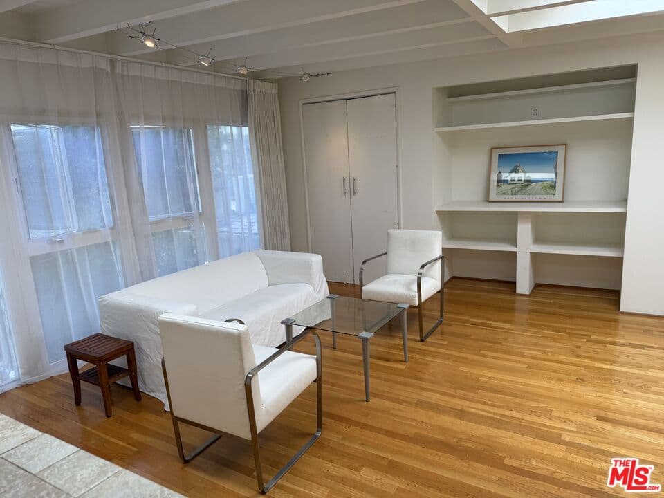 Studio, 1 ba Apartment in West Hollywood, CA — $2,750/mo — photo 1