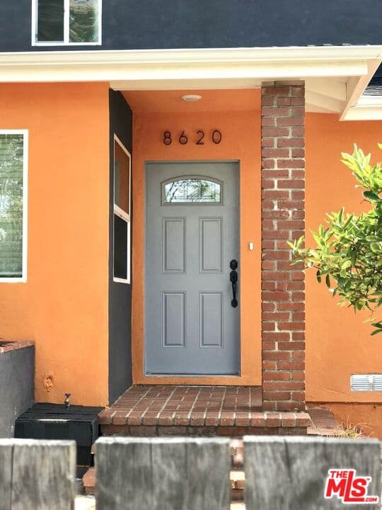 3 bd, 3 ba House in Los Angeles, CA — $5,750/mo — photo 2
