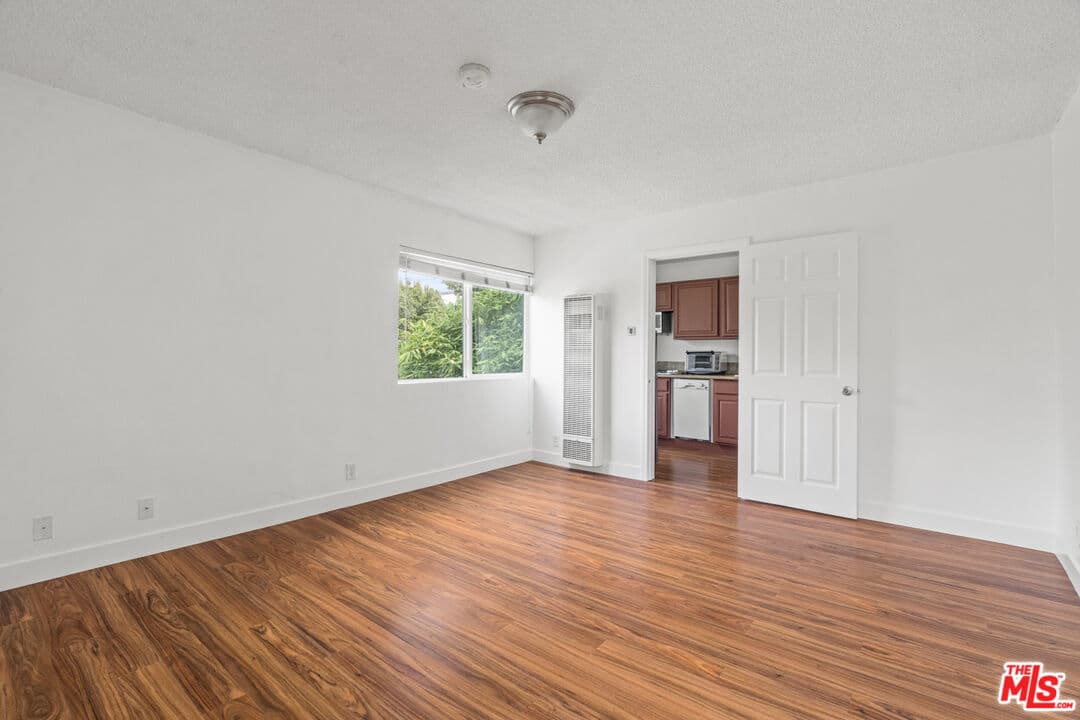 Studio, 1 ba Townhouse in Venice, CA — $2,200/mo — photo 1