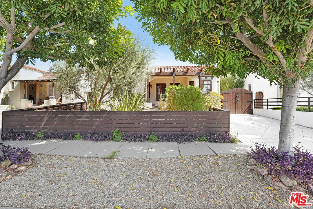 3 bd, 2 ba House in Los Angeles, CA — $5,100/mo — photo 2