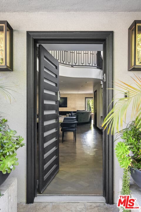 4 bd, 5 ba House in Los Angeles, CA — $15,500/mo — photo 2