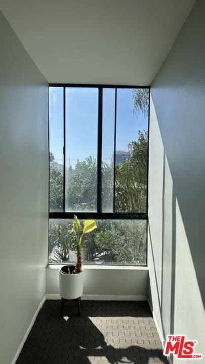 1 bd, 2 ba Apartment in Los Angeles, CA — $1,850/mo — photo 2