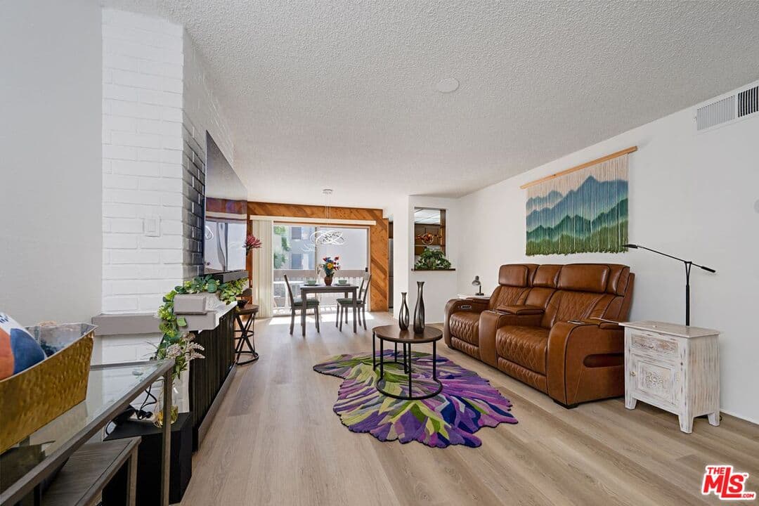 1 bd, 1 ba Condo in Culver City, CA — $2,900/mo — photo 1