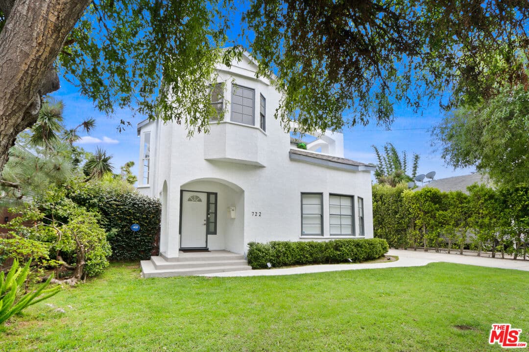 4 bd, 3 ba House in Santa Monica, CA — $11,995/mo — photo 1