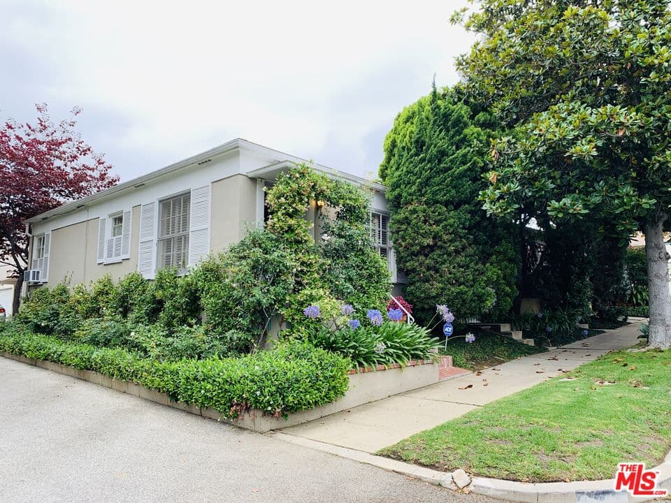 2 bd, 1 ba House in Los Angeles, CA — $4,500/mo — photo 1