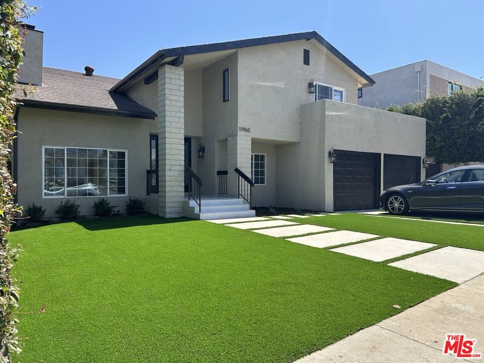 5BR House in Los Angeles β $12,500/mo