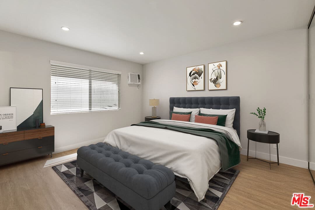 2 bd, 2 ba Apartment in Los Angeles, CA — $3,795/mo — photo 2