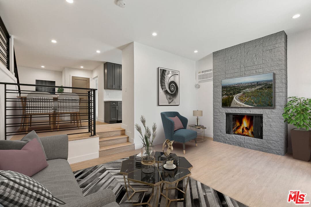 2BR Apartment in Los Angeles β $3,795/mo