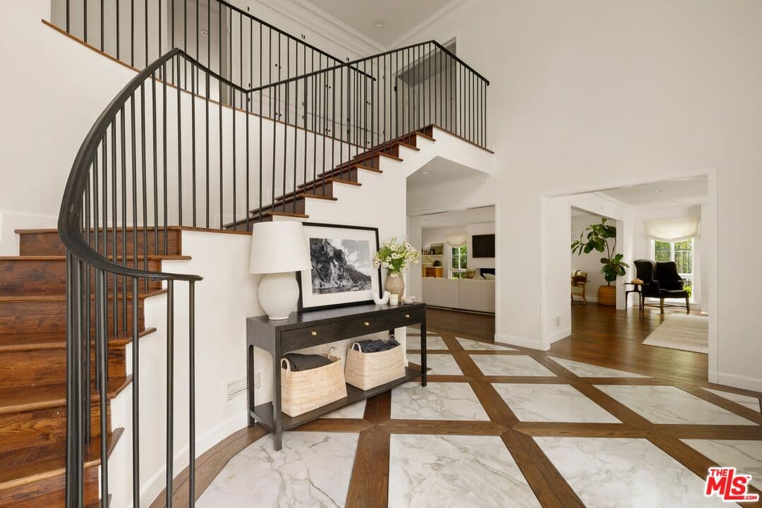 5 bd, 6 ba Townhouse in Beverly Hills, CA — $29,999/mo — photo 2