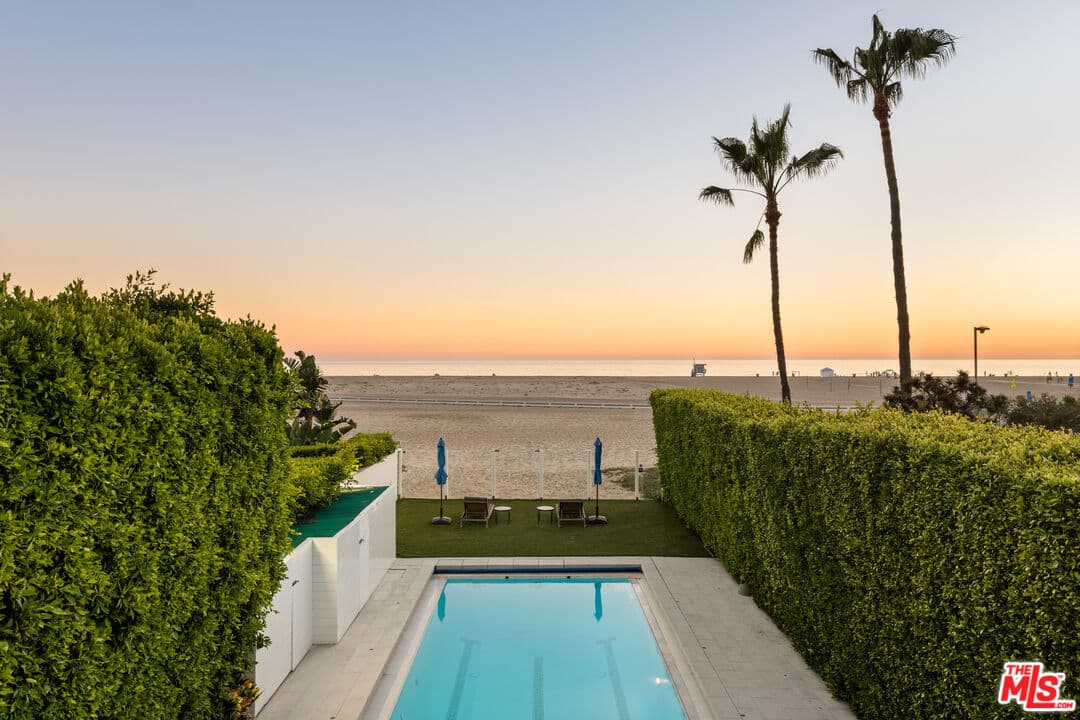 6 bd, 5 ba House in Santa Monica, CA — $45,000/mo — photo 2