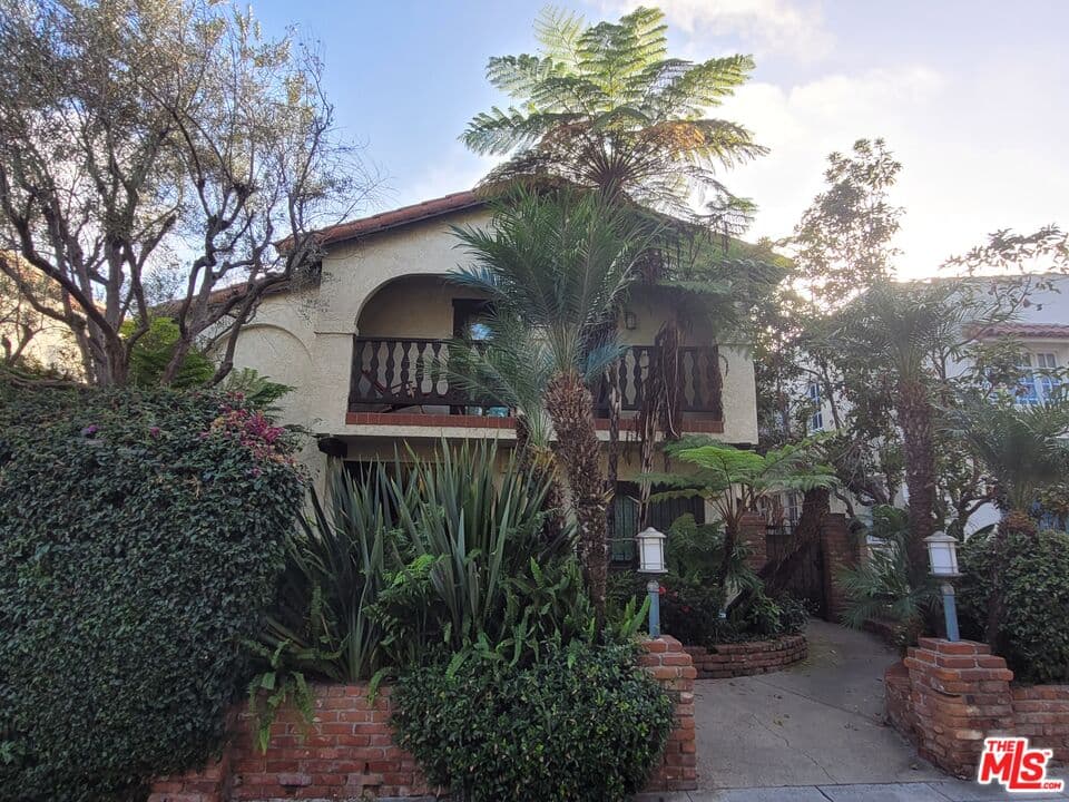 3 bd, 3 ba Townhouse in Santa Monica, CA — $8,900/mo — photo 1