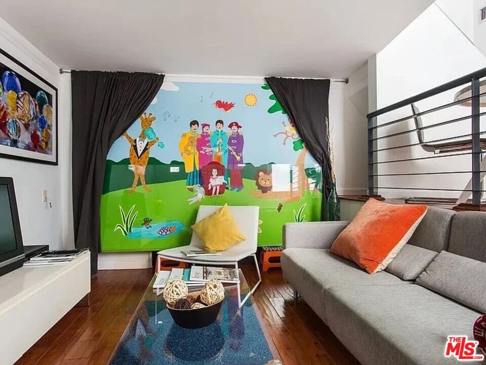 1 bd, 1 ba House in Beverly Hills, CA — $3,095/mo — photo 2