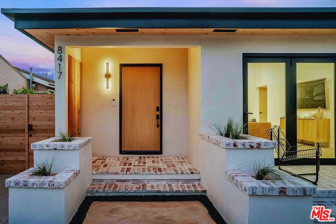 4 bd, 4 ba House in Los Angeles, CA — $13,995/mo — photo 2
