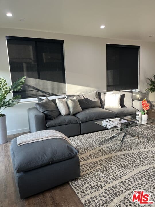 1 bd, 1 ba Condo in Los Angeles, CA — $4,500/mo — photo 2