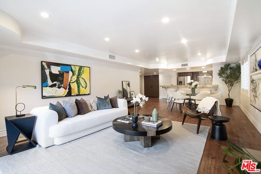 2 bd, 3 ba Condo in Los Angeles, CA — $4,995/mo — photo 1