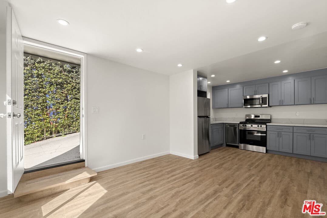 1 bd, 1 ba Townhouse in West Hollywood, CA — $3,450/mo — photo 1