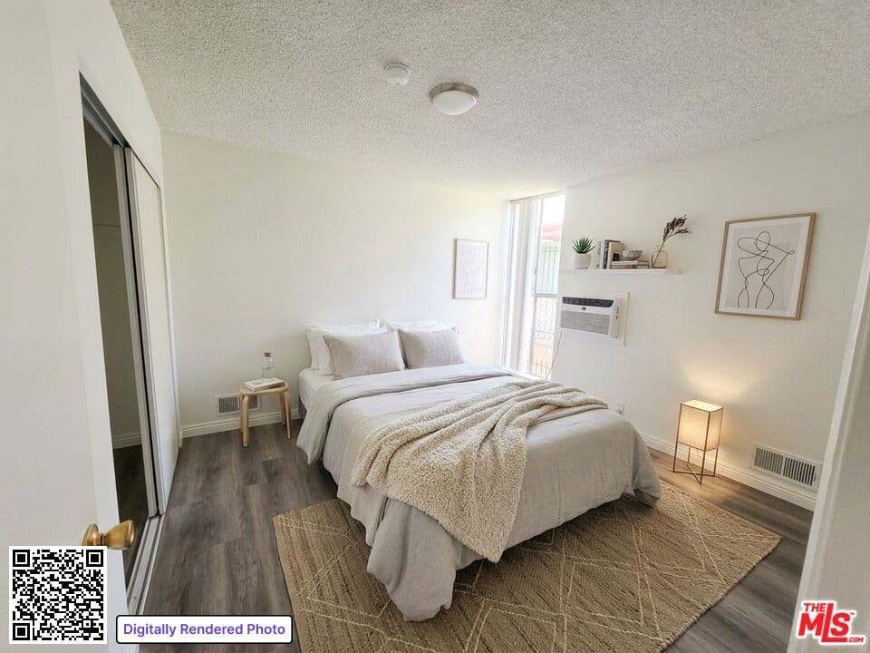 2 bd, 1 ba Apartment in Los Angeles, CA — $2,150/mo — photo 2