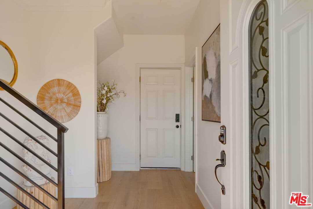 4 bd, 4 ba House in Los Angeles, CA — $5,995/mo — photo 2
