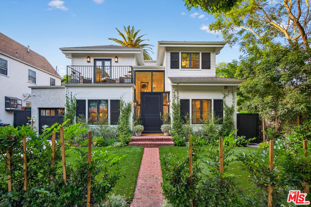 5 bd, 5 ba House in Santa Monica, CA — $18,500/mo — photo 2
