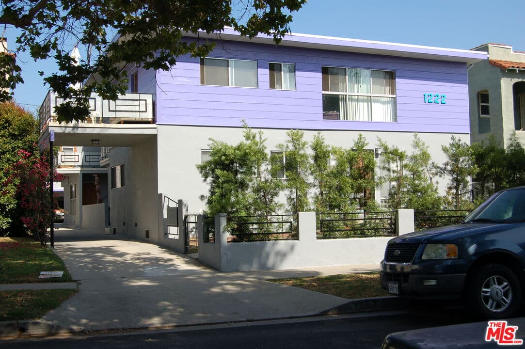 Front View (photo 2 of 2)