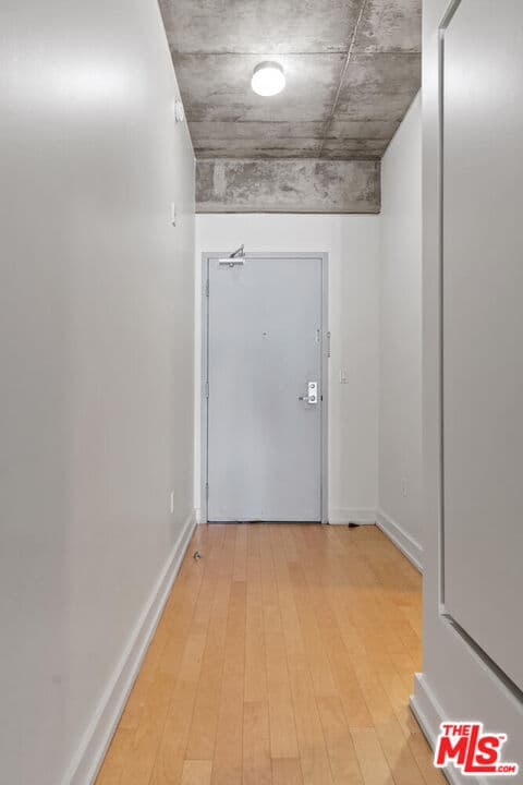 Studio, 1 ba Condo in Los Angeles, CA — $2,349/mo — photo 2