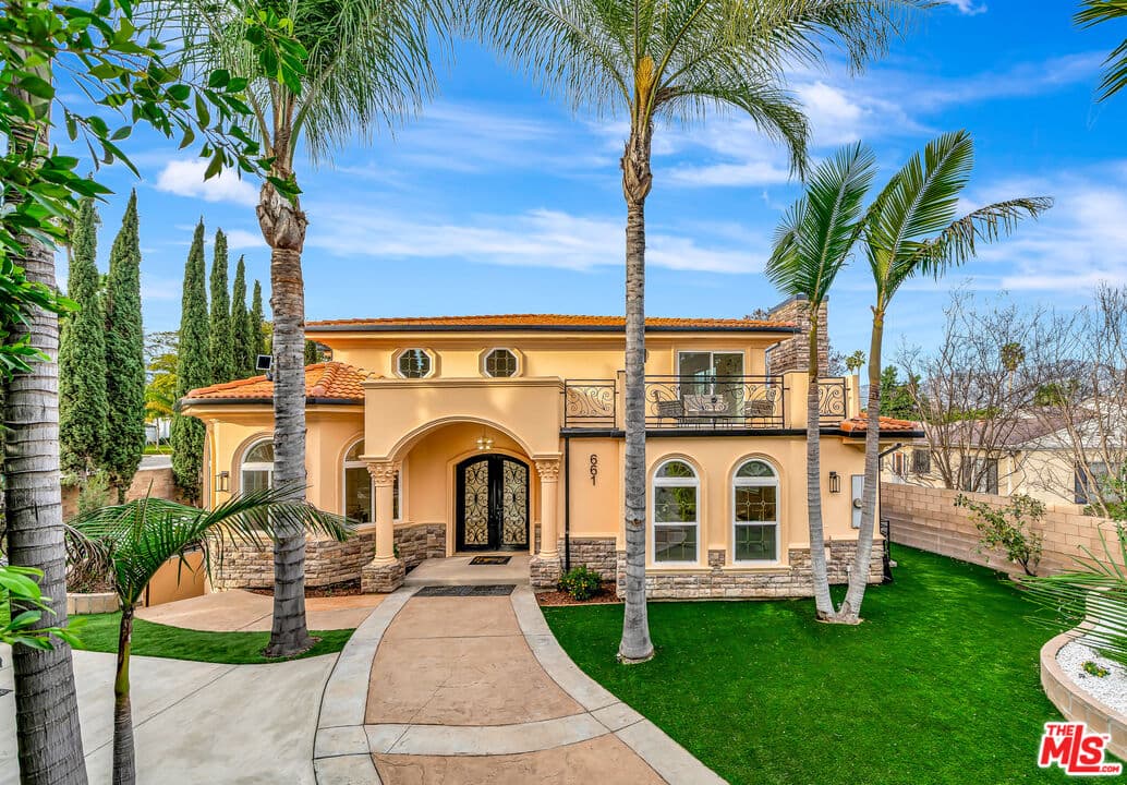 5 bd, 5 ba House in Arcadia, CA — $13,988/mo — photo 1