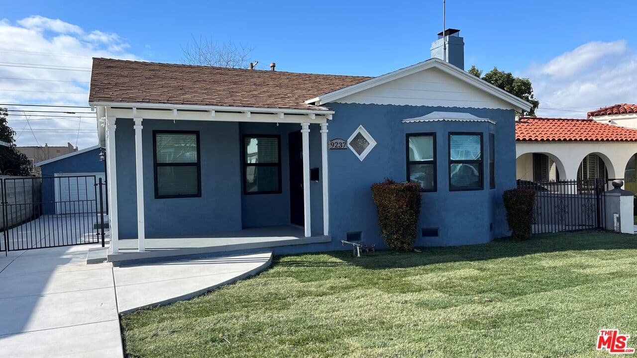 3 bd, 2 ba House in Los Angeles, CA — $3,500/mo — photo 1