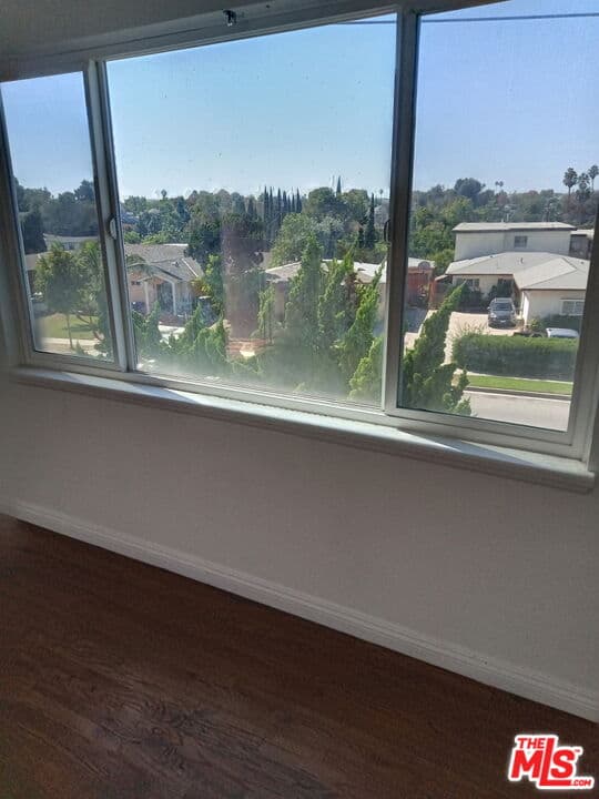 1 bd, 1 ba Townhouse in Inglewood, CA — $1,850/mo — photo 1