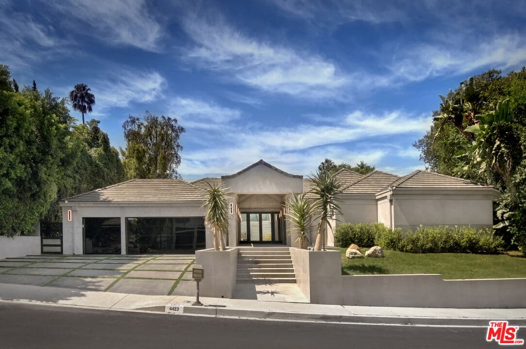 4 bd, 5 ba House in Los Angeles, CA — $22,000/mo — photo 2