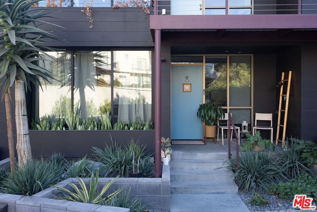 2BR Apartment in Los Angeles — $4,695/mo
