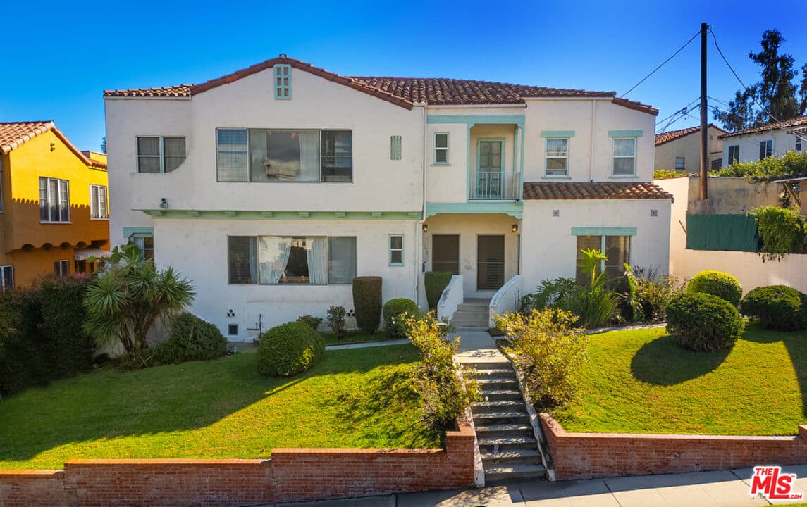 4 bd, 3 ba House in Los Angeles, CA — $6,500/mo — photo 1