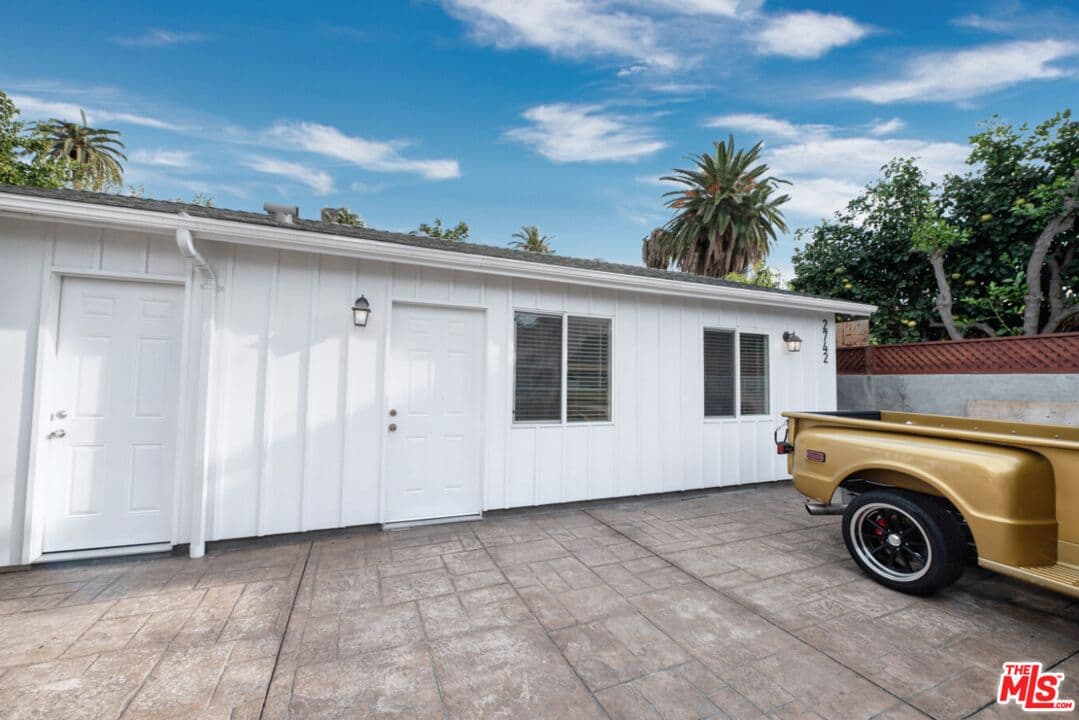 1 bd, 1 ba House in Los Angeles, CA — $2,000/mo — photo 1