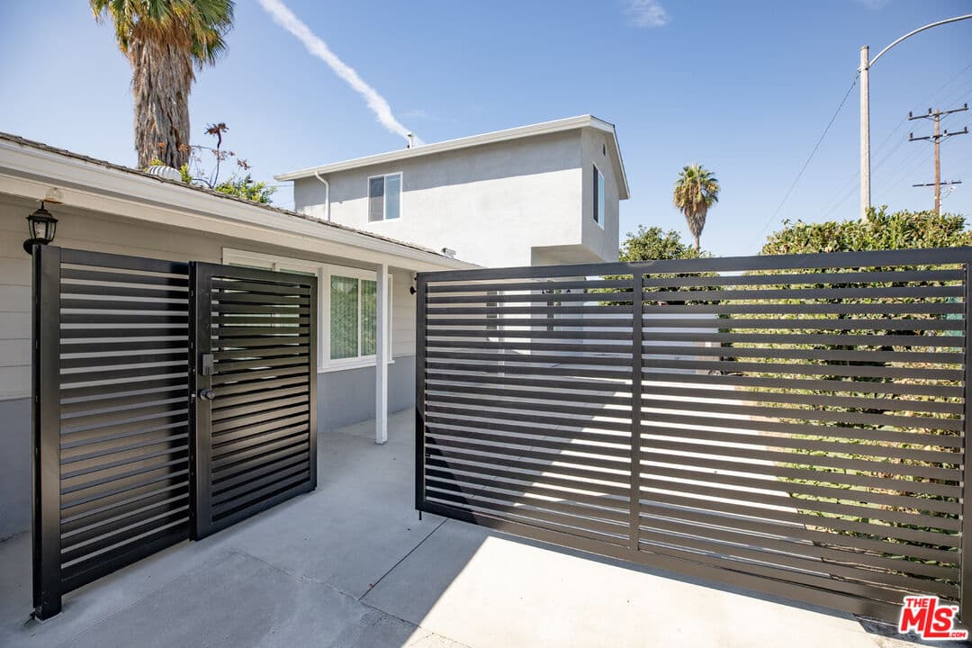 2BR Apartment in Burbank β $3,500/mo