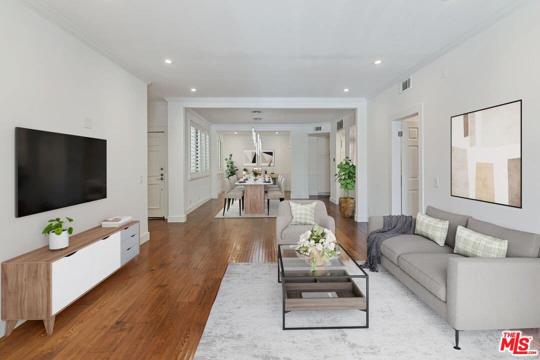 2 bd, 3 ba Condo in Los Angeles, CA — $4,495/mo — photo 2
