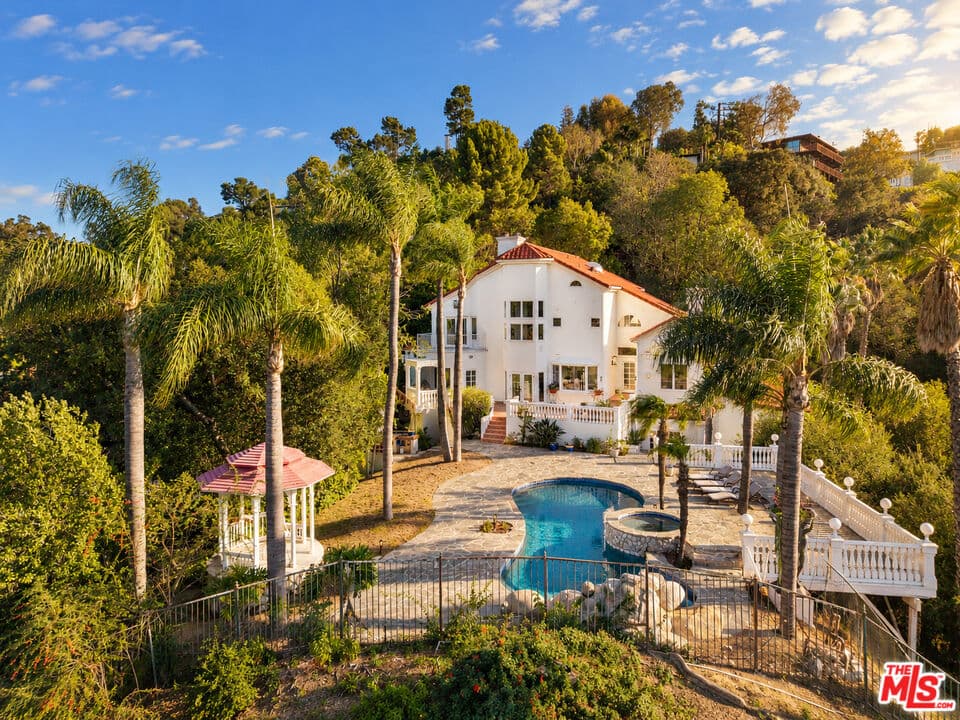 5 bd, 7 ba House in Los Angeles, CA — $30,000/mo — photo 2