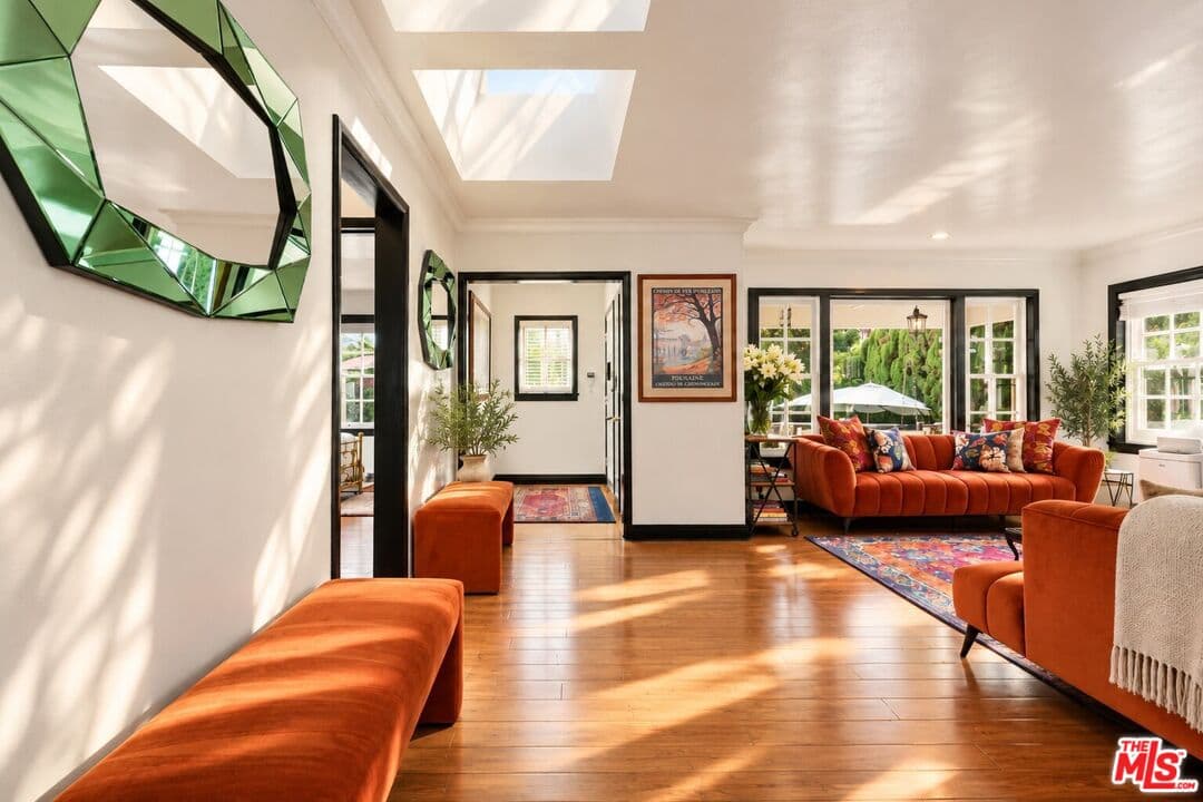 2 bd, 2 ba House in Los Angeles, CA — $7,395/mo — photo 2