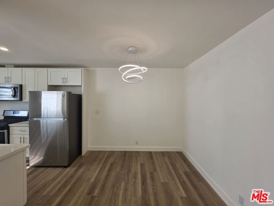 3 bd, 2 ba Apartment in Los Angeles, CA — $3,900/mo — photo 2