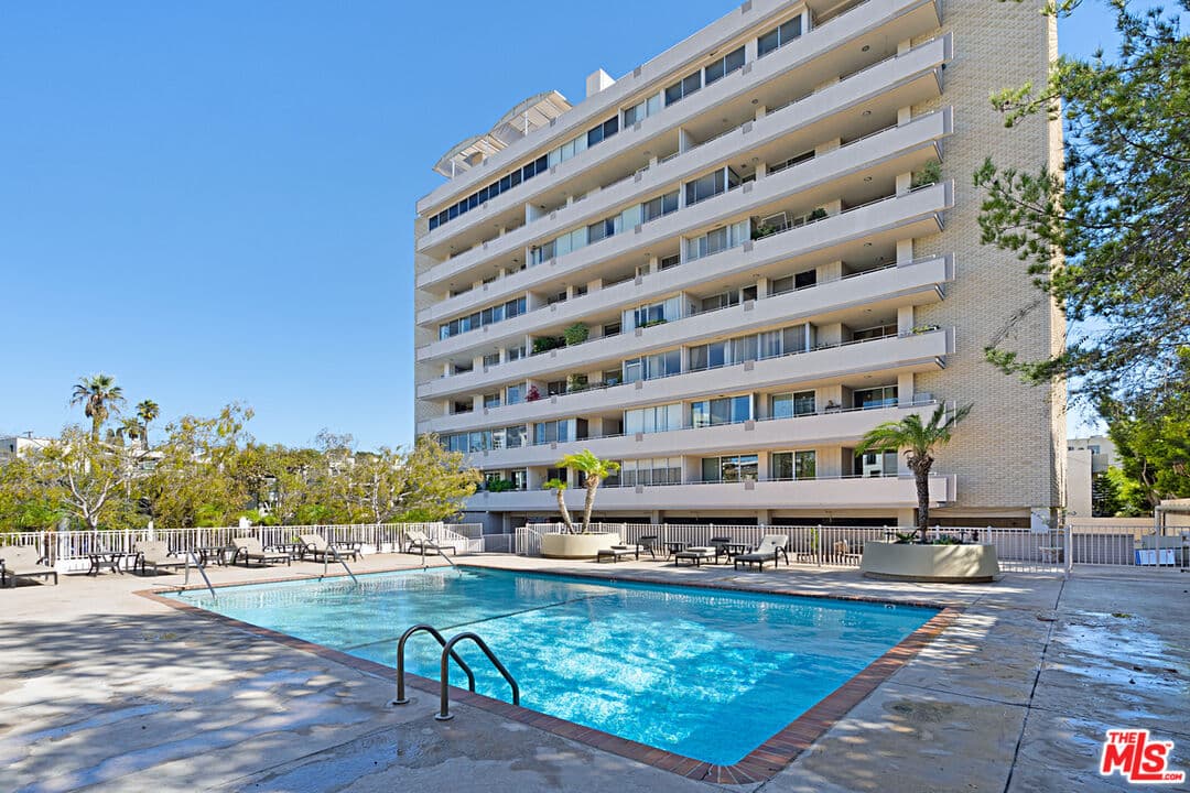 2 bd, 3 ba Condo in Los Angeles, CA — $6,750/mo — photo 1