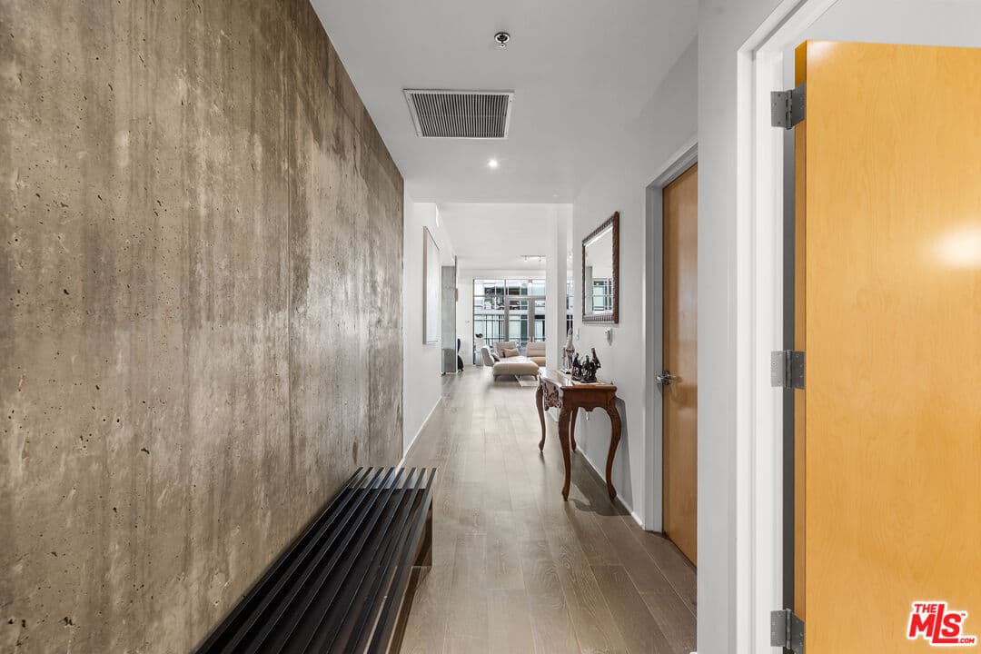 2 bd, 3 ba Condo in Los Angeles, CA — $10,000/mo — photo 2