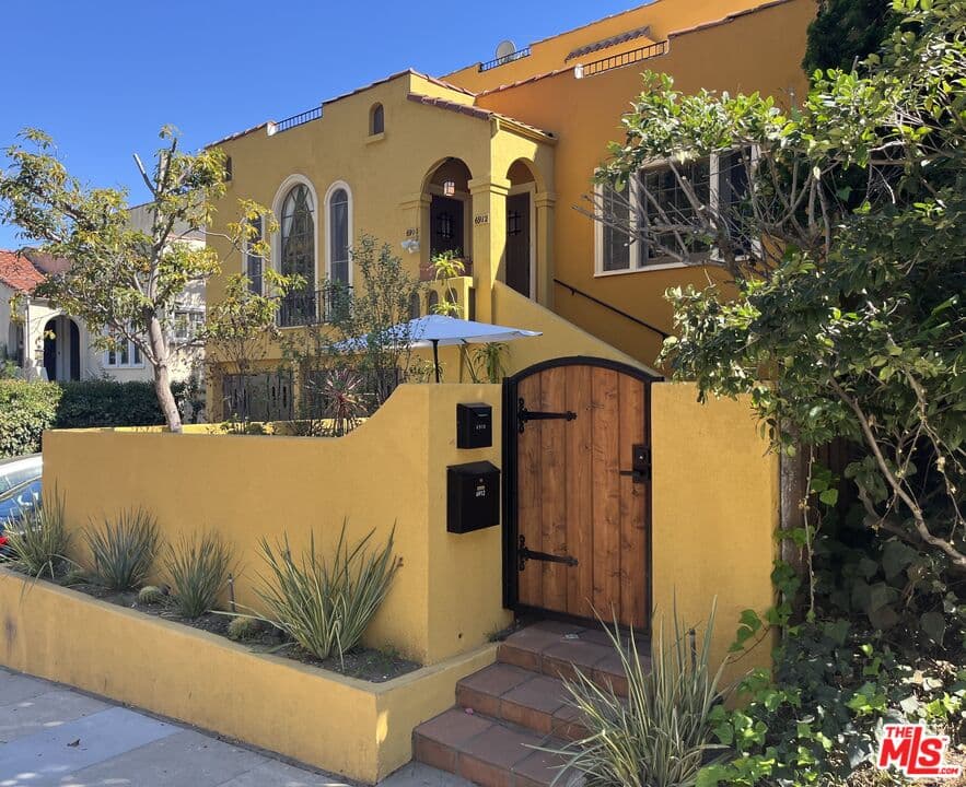 2 bd, 2 ba House in Los Angeles, CA — $4,750/mo — photo 1