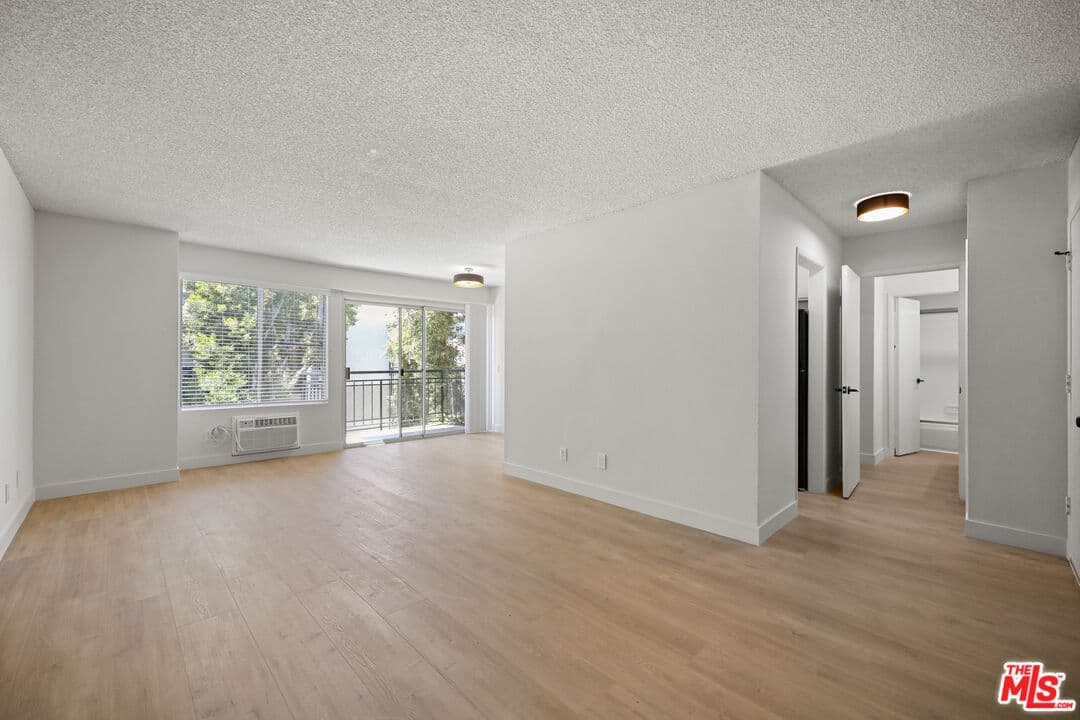 1 bd, 1 ba Apartment in Los Angeles, CA — $2,995/mo — photo 1