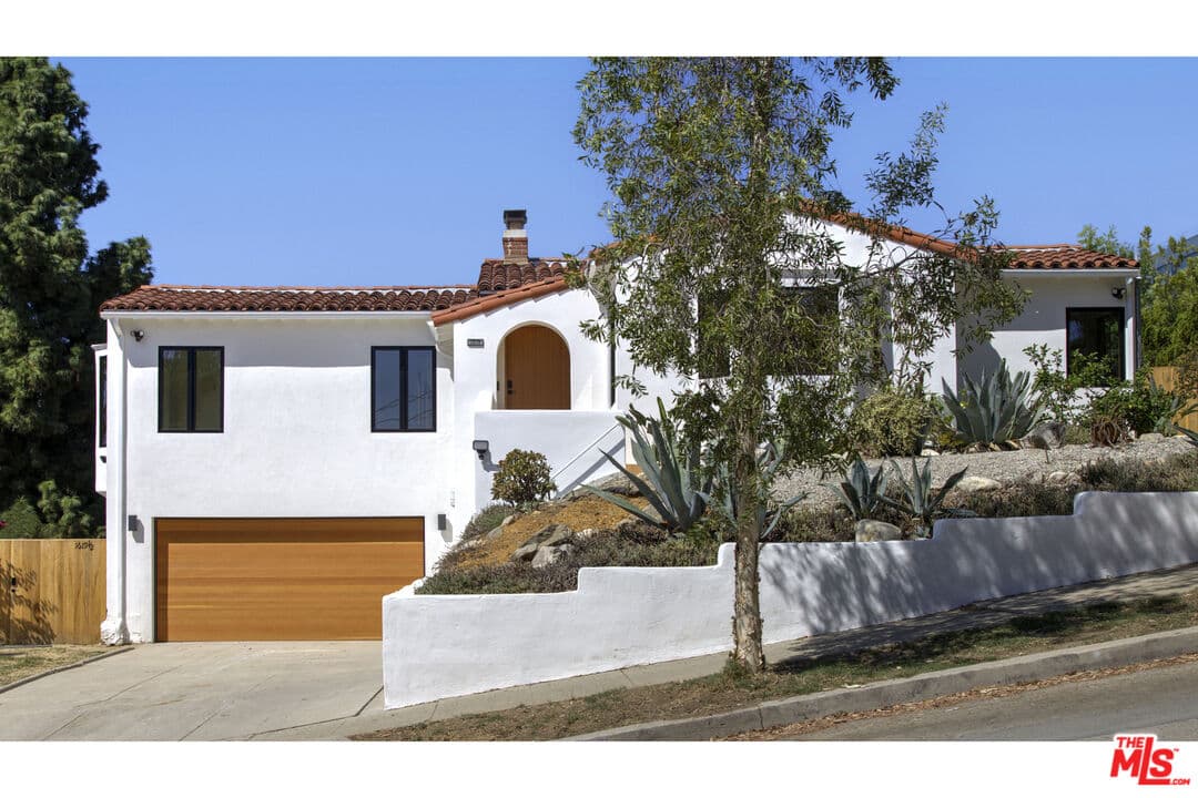 2 bd, 2 ba House in Los Angeles, CA — $6,500/mo — photo 1