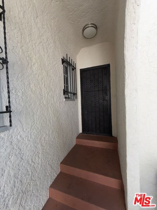 1 bd, 1 ba Apartment in Los Angeles, CA — $2,850/mo — photo 2