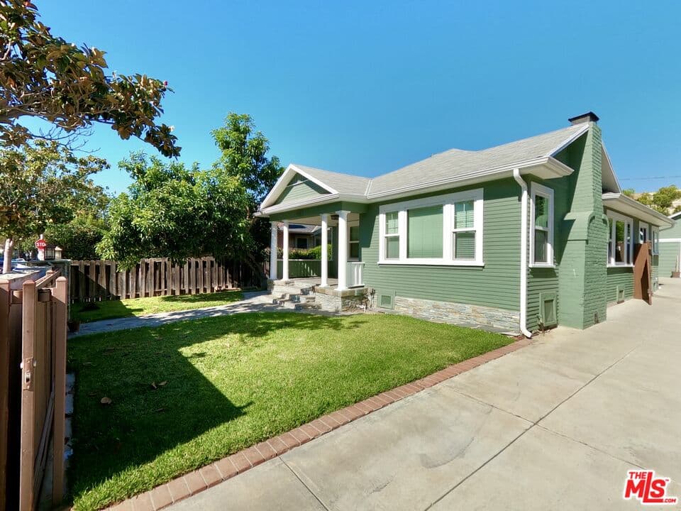 3 bd, 2 ba House in Los Angeles, CA — $4,600/mo — photo 1