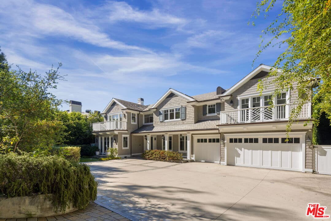 7 bd, 8 ba House in Los Angeles, CA — $55,000/mo — photo 1