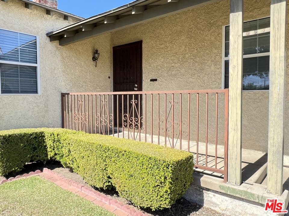2 bd, 2 ba House in Alhambra, CA — $3,300/mo — photo 2