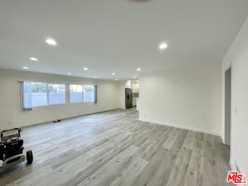 3 bd, 2 ba Apartment in Los Angeles, CA — $4,250/mo — photo 2
