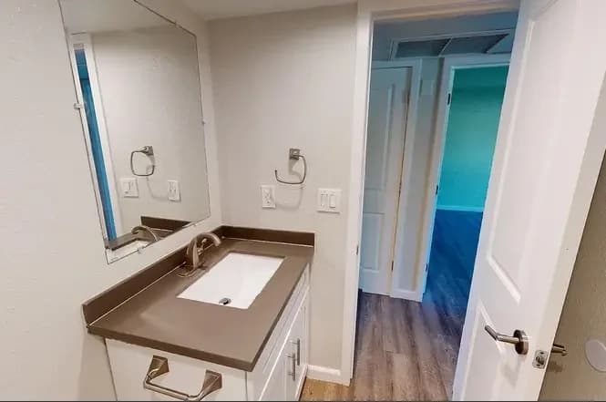 1 bd, 1 ba Condo in Phoenix, AZ — $990/mo — photo 1