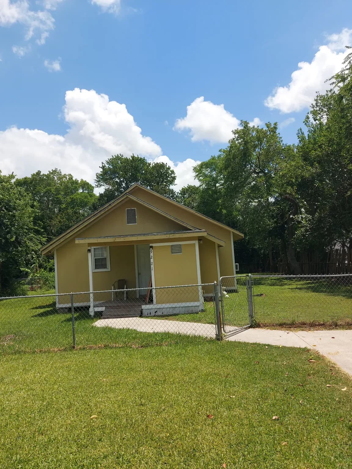 2BR House in Houston — $1,400/mo